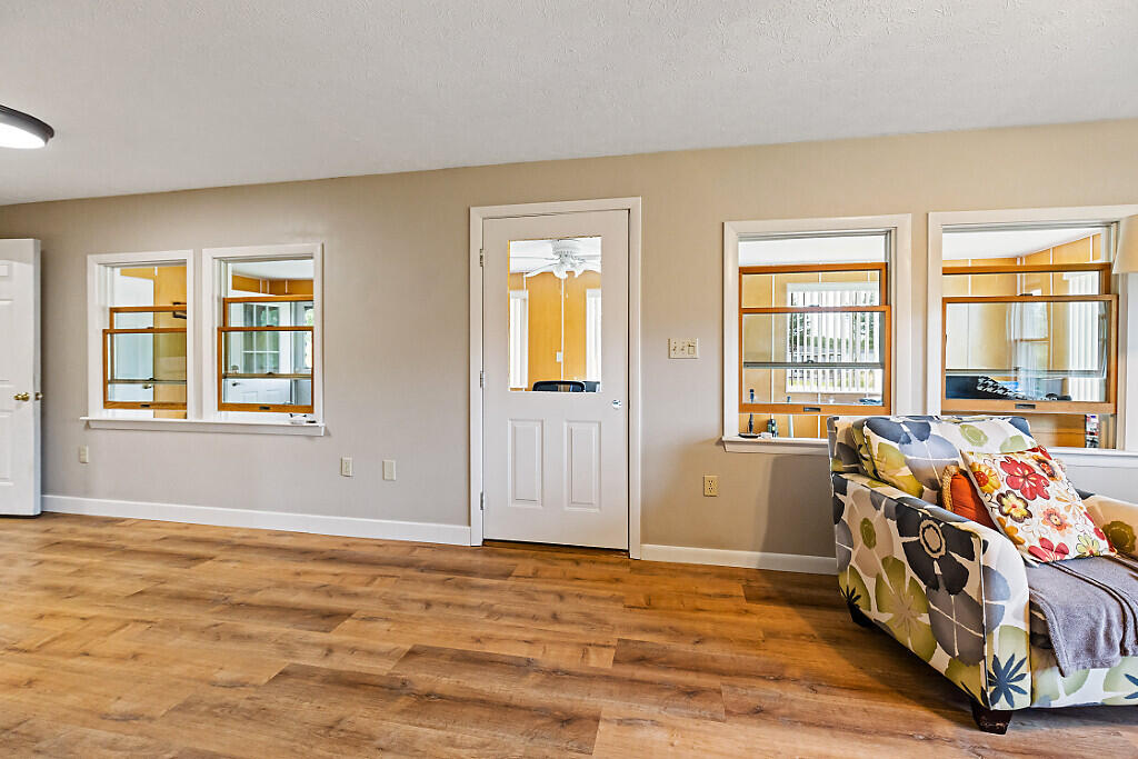 825 West River Road Augusta, ME 04330 - Photo 24 of 64 61_BP5A2732_DxO_mls