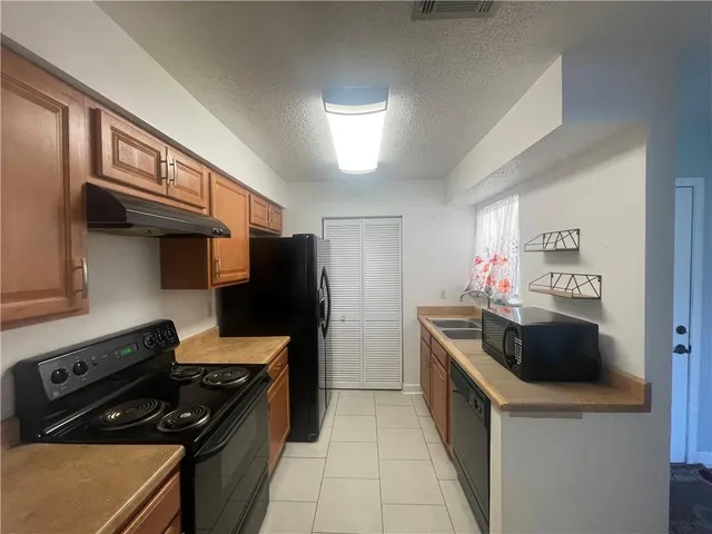 $118,000 | 3320 Timberlane Way Drive, Unit 122, Harvey, LA 70058