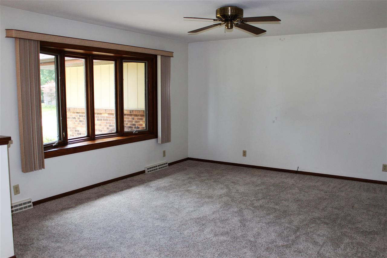 6233 Ral Mar Road Rockford, IL 61109 - Photo 2 of 16 Gallery Image 2