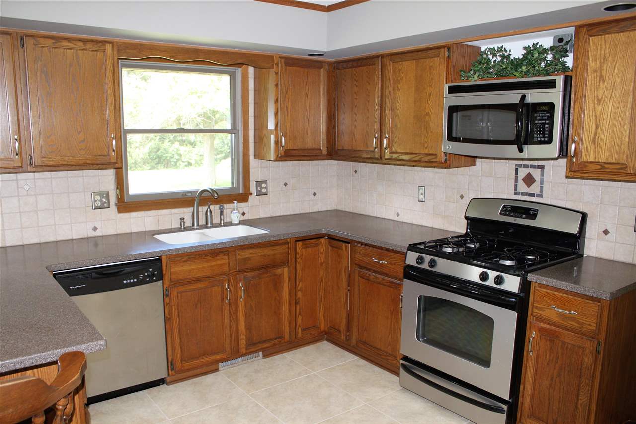 6233 Ral Mar Road Rockford, IL 61109 - Photo 4 of 16 Gallery Image 4