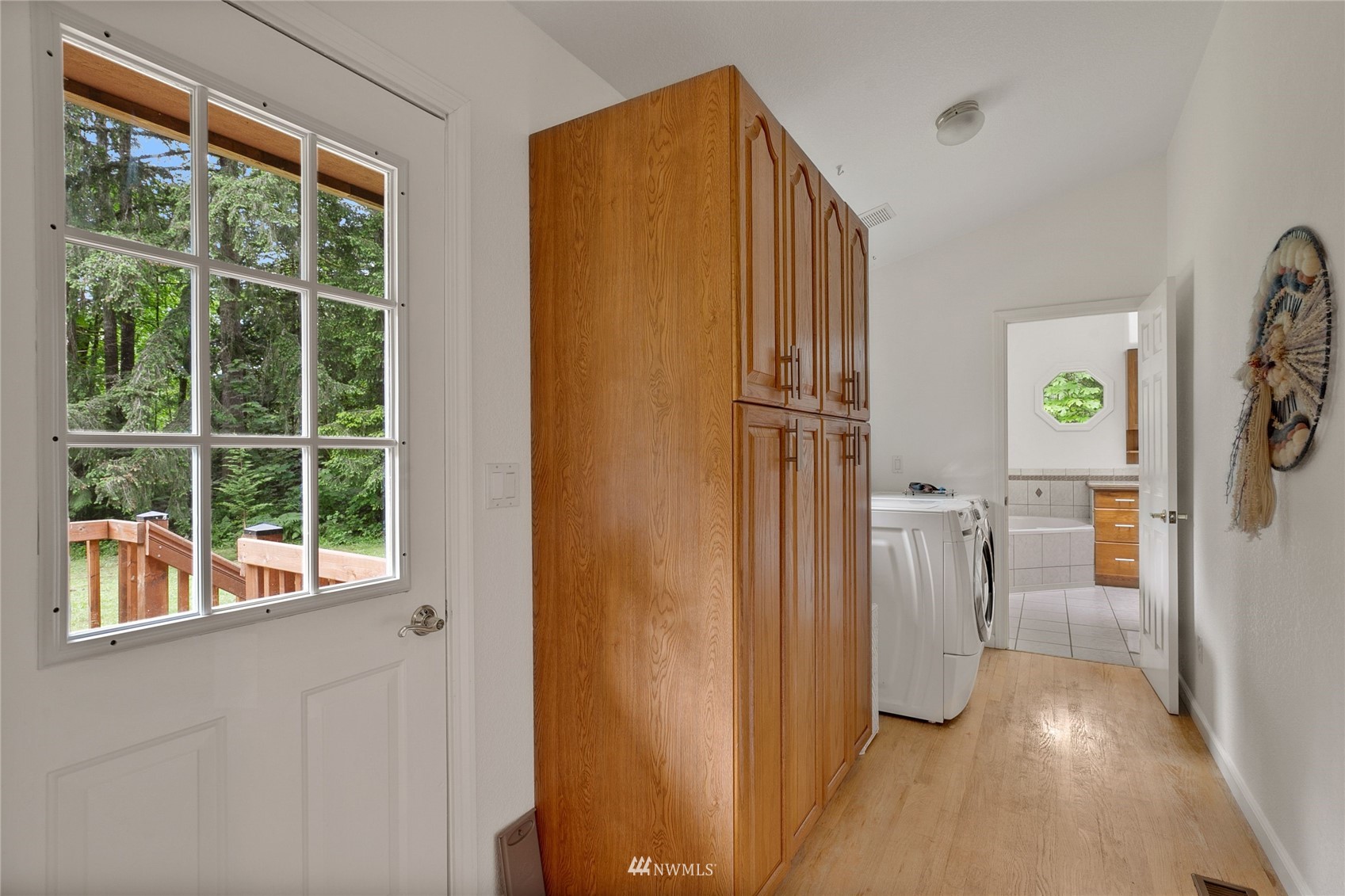 5645 Kinney Road Southwest Olympia, WA 98512 - Photo 21 of 29 Gallery Image 21