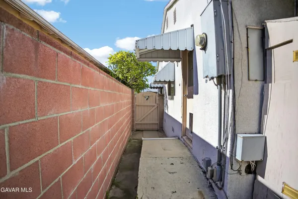 $800,000 | 9024 Woodale Avenue, Arleta, CA 91331