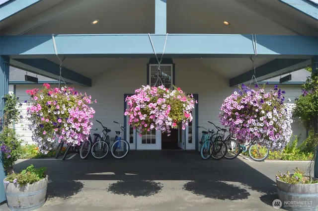 $139,500 | 210 26th Street Northwest, Unit 313, Long Beach, WA 98631