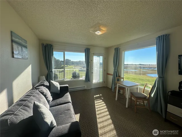 $139,500 | 210 26th Street Northwest, Unit 313, Long Beach, WA 98631