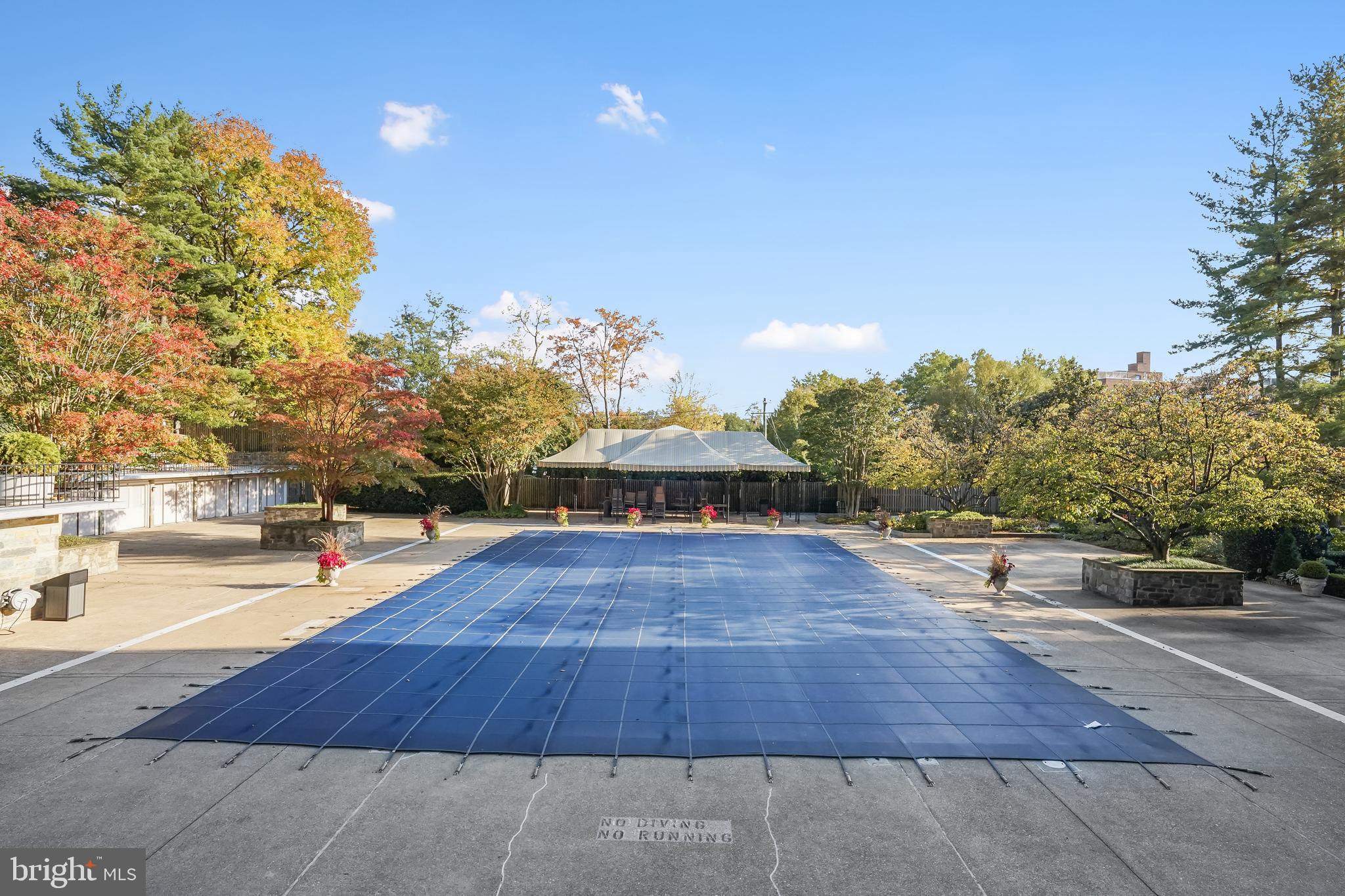 2801 New Mexico Avenue Northwest, Unit 204 Washington, DC 20007 - Photo 35 of 49 a outdoor view with a sitting space