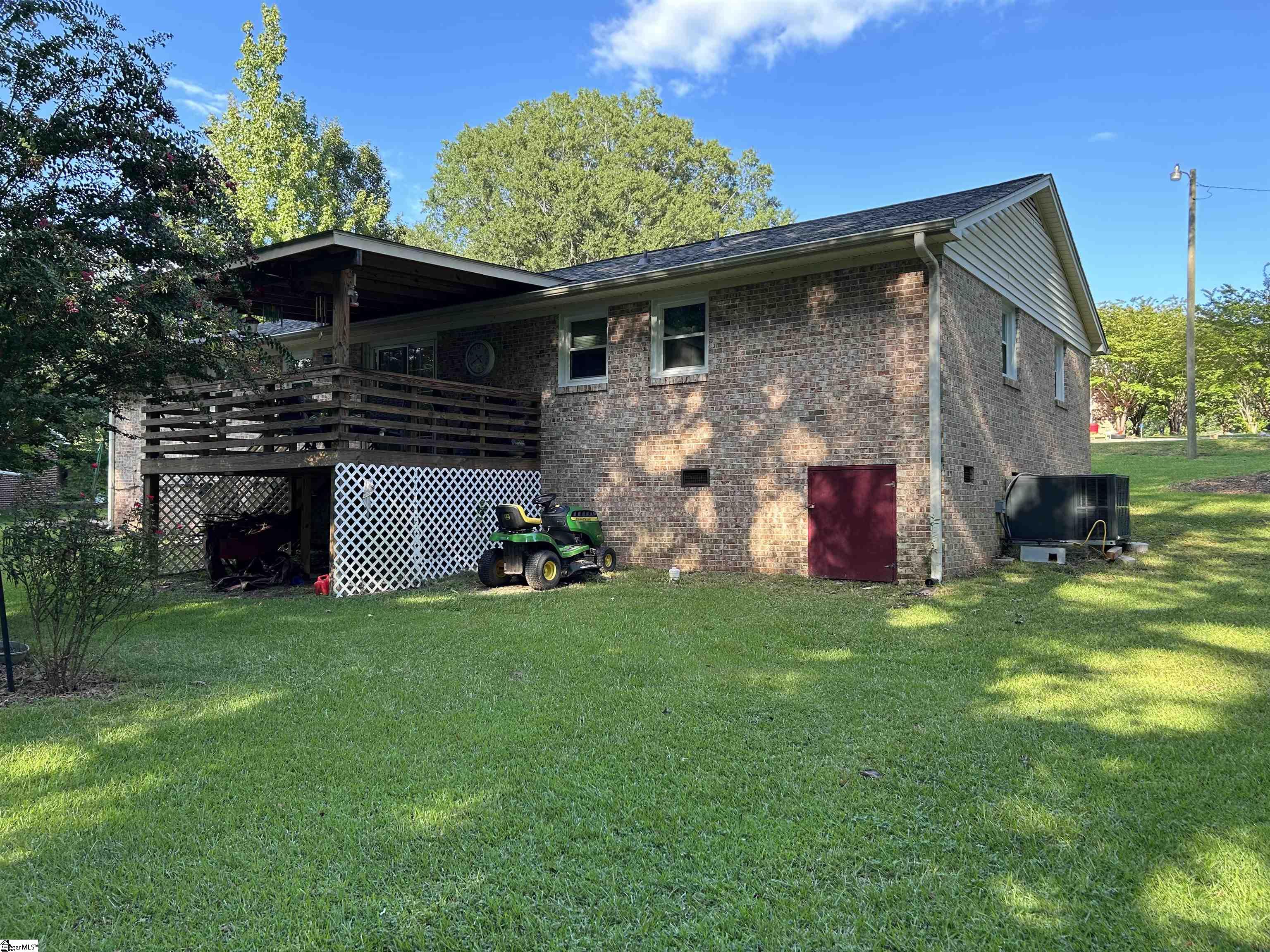 66 State Rd S-30-483 Clinton, SC 29325 - Photo 32 of 33 Gallery Image 32