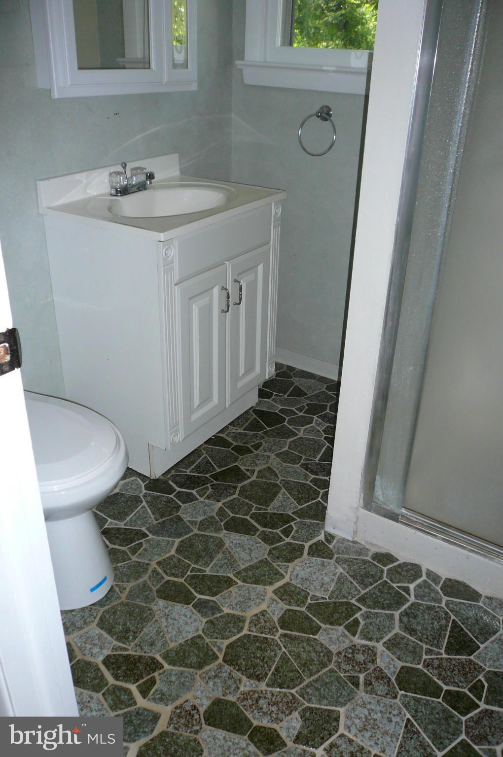10200 Riggs Road Adelphi, MD 20783 - Photo 10 of 15 Bath