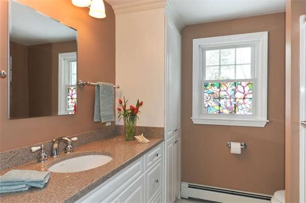 5 Stonybrook Road Medfield, MA 02052 - Photo 17 of 28