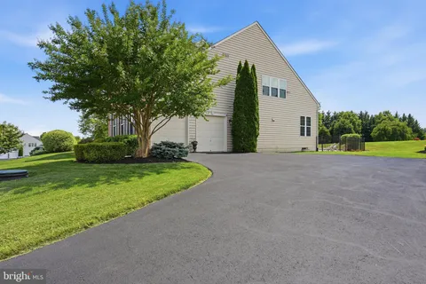 $1,375,000 | 14899 Michele Drive, Glenelg, MD 21737