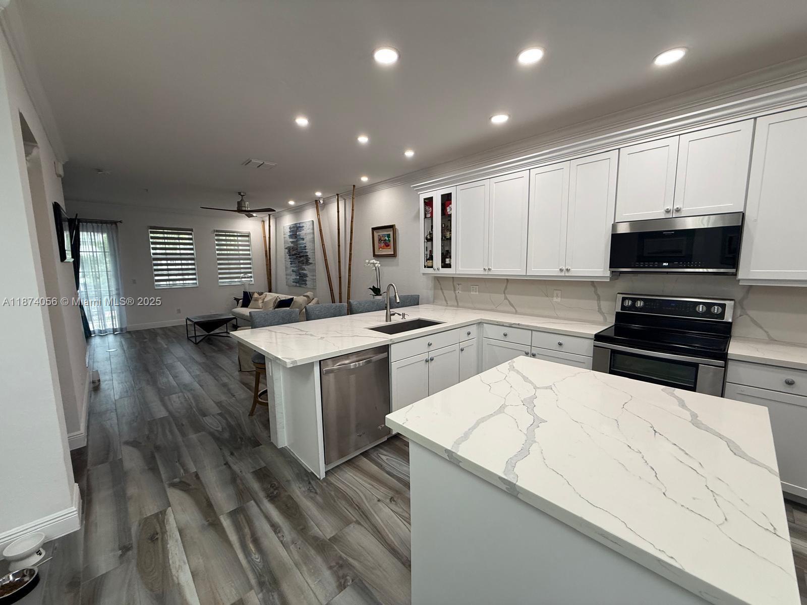 2863 Southwest 120th Terrace Miramar, FL 33025 - Photo 22 of 29