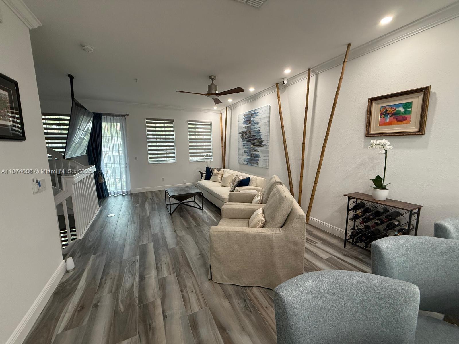 2863 Southwest 120th Terrace Miramar, FL 33025 - Photo 6 of 29