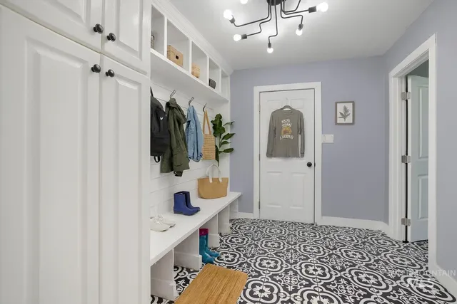 $579,000 | 2024 Julie Lane, Twin Falls, ID 83301