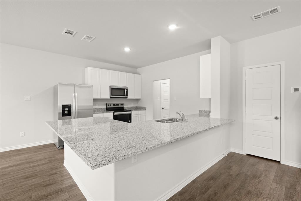 1500 Romans Road Ennis, TX 75119 - Photo 4 of 38