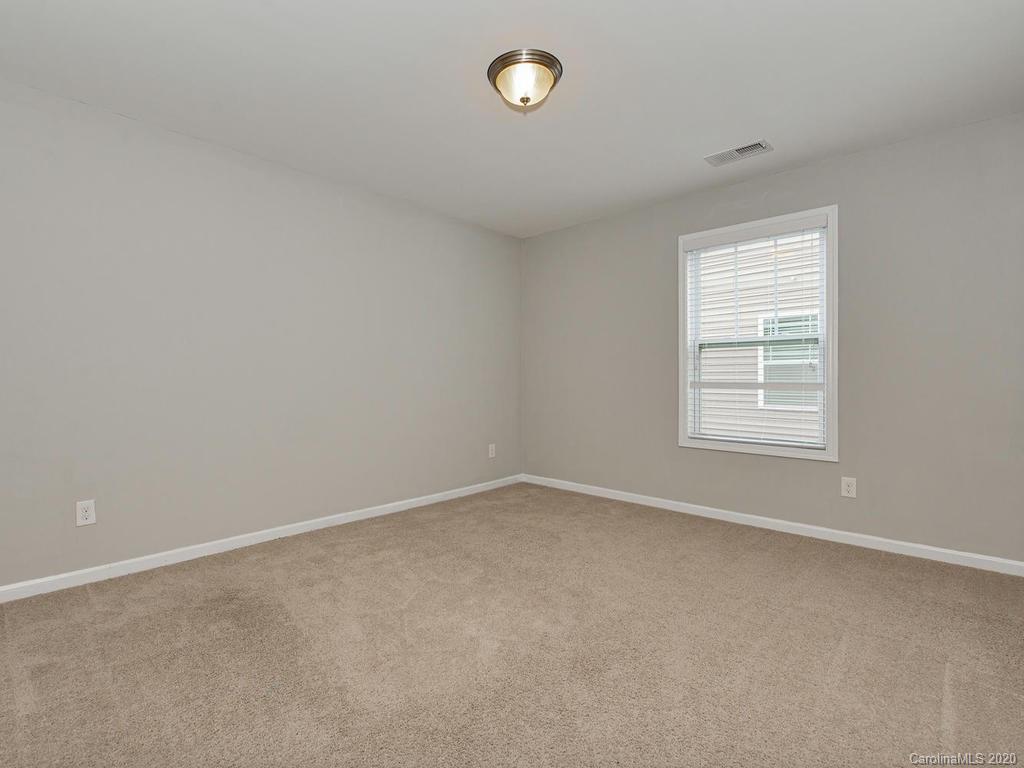 9314 Inverness Bay Road Charlotte, NC 28278 - Photo 22 of 27 Gallery Image 22
