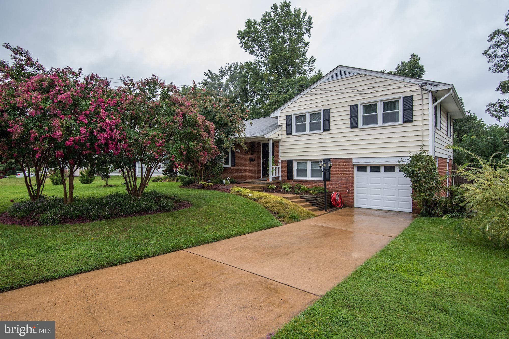 7507 June Street Springfield, VA 22150 - Photo 1 of 32 Exterior (Front)