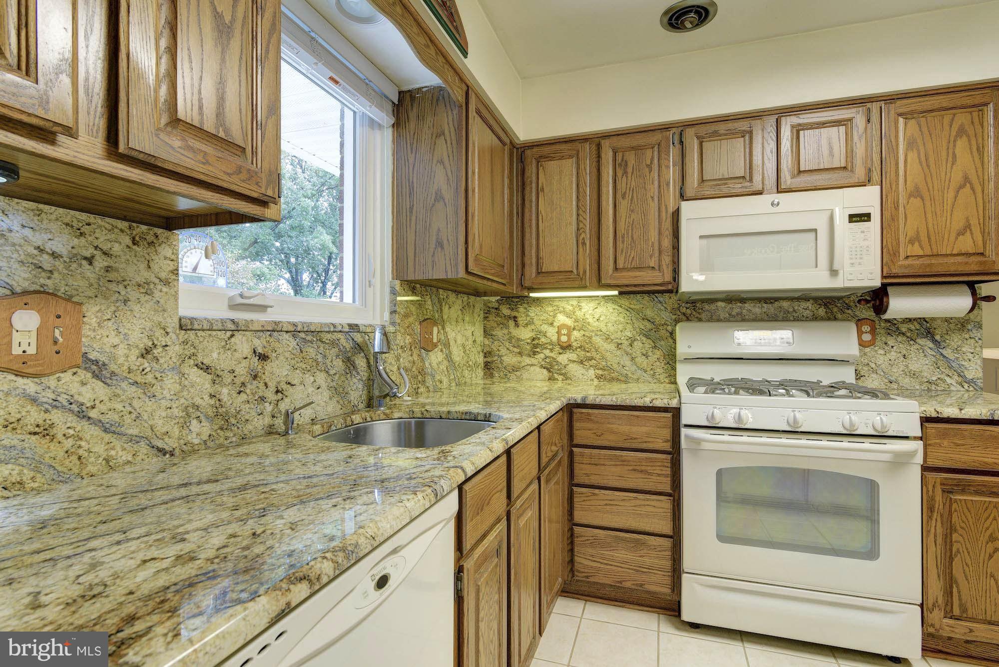 7507 June Street Springfield, VA 22150 - Photo 12 of 32 Gallery Image 12