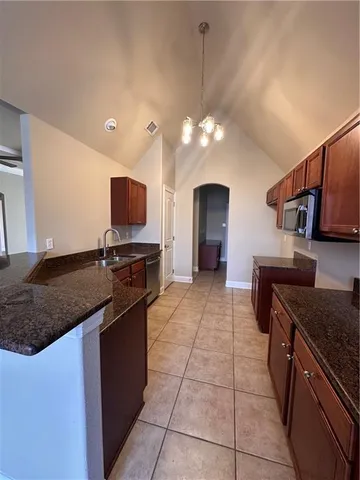 $2,400 | 339 Madewood Drive, Destrehan, LA 70047