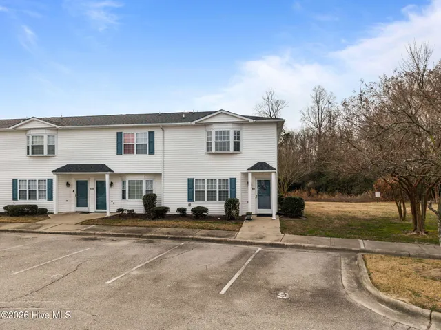 $139,900 | 3975 Sterling Pointe Drive, Unit DDD9, Winterville, NC 28590