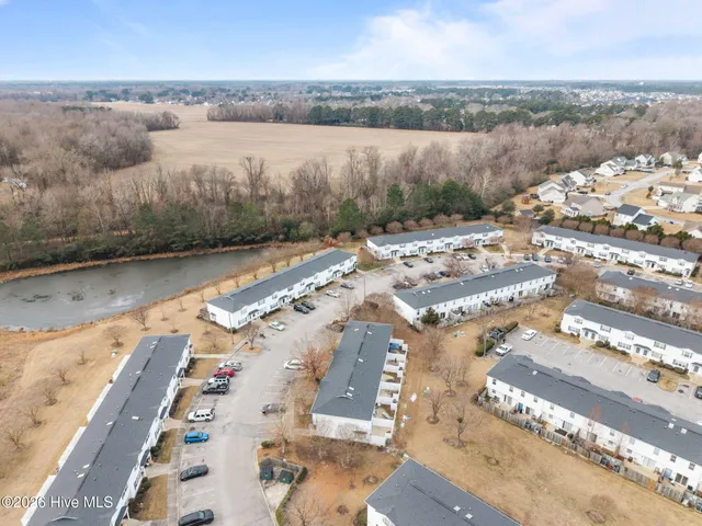 $139,900 | 3975 Sterling Pointe Drive, Unit DDD9, Winterville, NC 28590