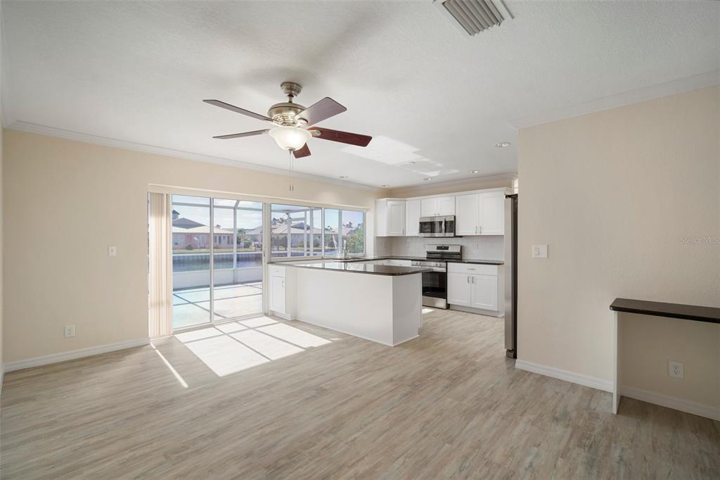 910 Spindle Palm Way Apollo Beach, FL 33572 - Photo 32 of 41
