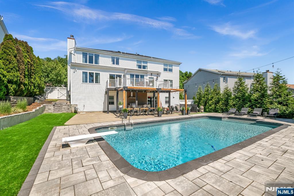 22 Fox Boro Road Wayne, NJ 07470 - Photo 47 of 50