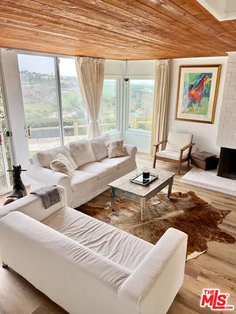$6,800 | 6232 Tapia Drive, Unit A, Malibu, CA 90265