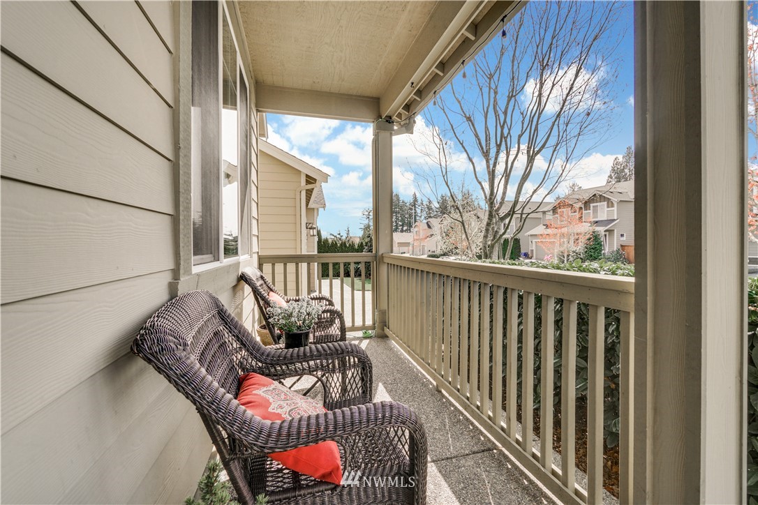 22507 37th Avenue Southeast Bothell, WA 98021 - Photo 2 of 25