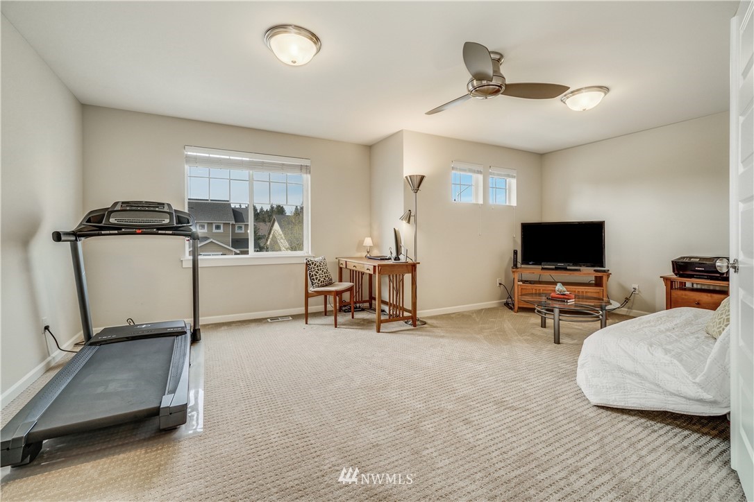 22507 37th Avenue Southeast Bothell, WA 98021 - Photo 13 of 25