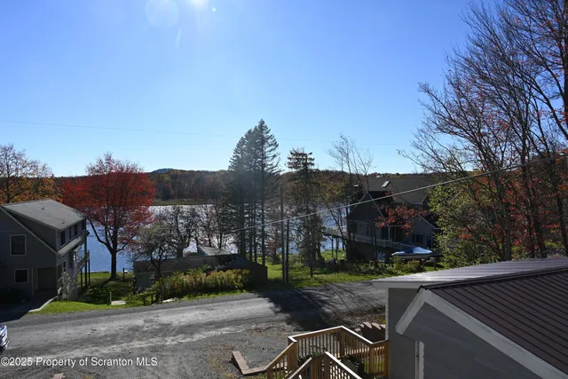 $334,900 | 498 Lowe Lake Road, Union Dale, PA 18470