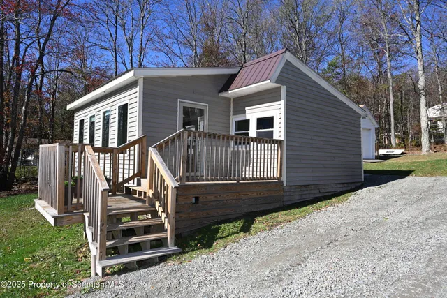 $334,900 | 498 Lowe Lake Road, Union Dale, PA 18470