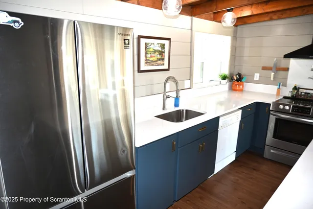 $334,900 | 498 Lowe Lake Road, Union Dale, PA 18470