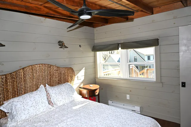 $334,900 | 498 Lowe Lake Road, Union Dale, PA 18470