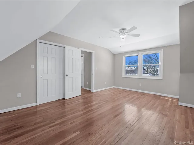 $1,099,000 | 1987 Lakeville Road, New Hyde Park, NY 11040