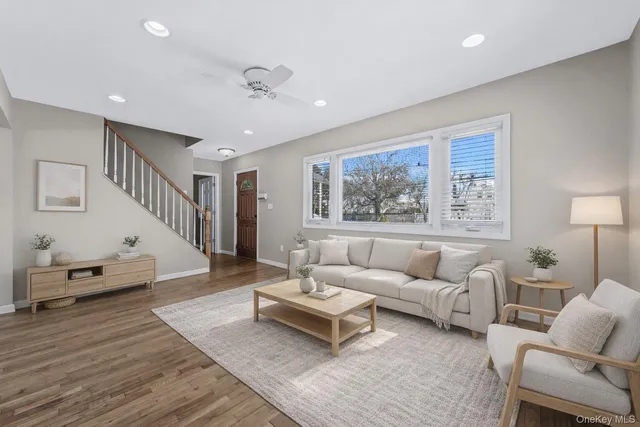 $1,099,000 | 1987 Lakeville Road, New Hyde Park, NY 11040