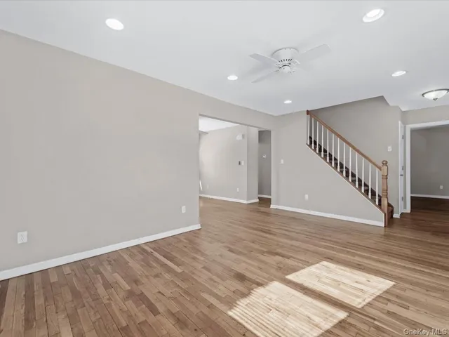 $1,099,000 | 1987 Lakeville Road, New Hyde Park, NY 11040