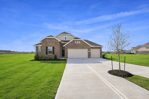 $417,000 | 406 Cane Crossing Lake Drive, Sealy, TX 77474