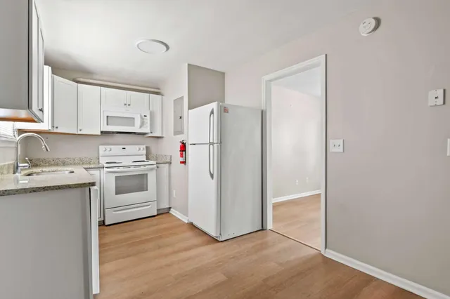 $1,295 | 2107 Rondo Street, Unit 108, Charleston, SC 29414