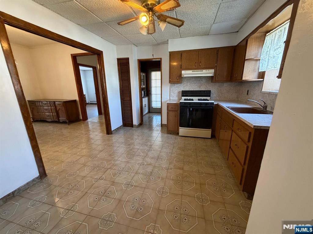 19 John Street Little Ferry, NJ 07643 - Photo 6 of 14