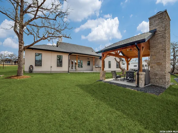 $769,900 | 196 Bobby Lynn Drive, Adkins, TX 78101