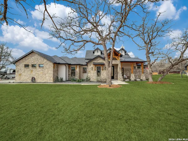 $769,900 | 196 Bobby Lynn Drive, Adkins, TX 78101