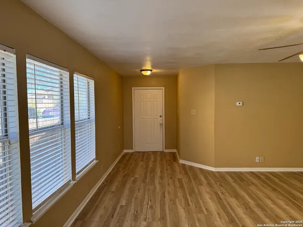 $1,800 | 7315 Northallerton, Converse, TX 78109