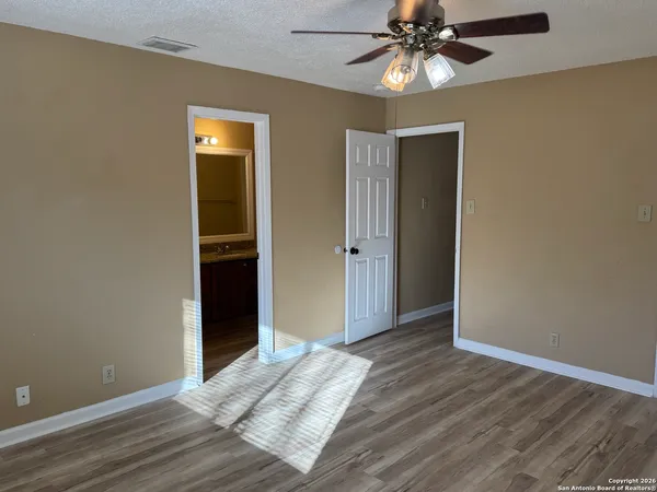 $1,800 | 7315 Northallerton, Converse, TX 78109