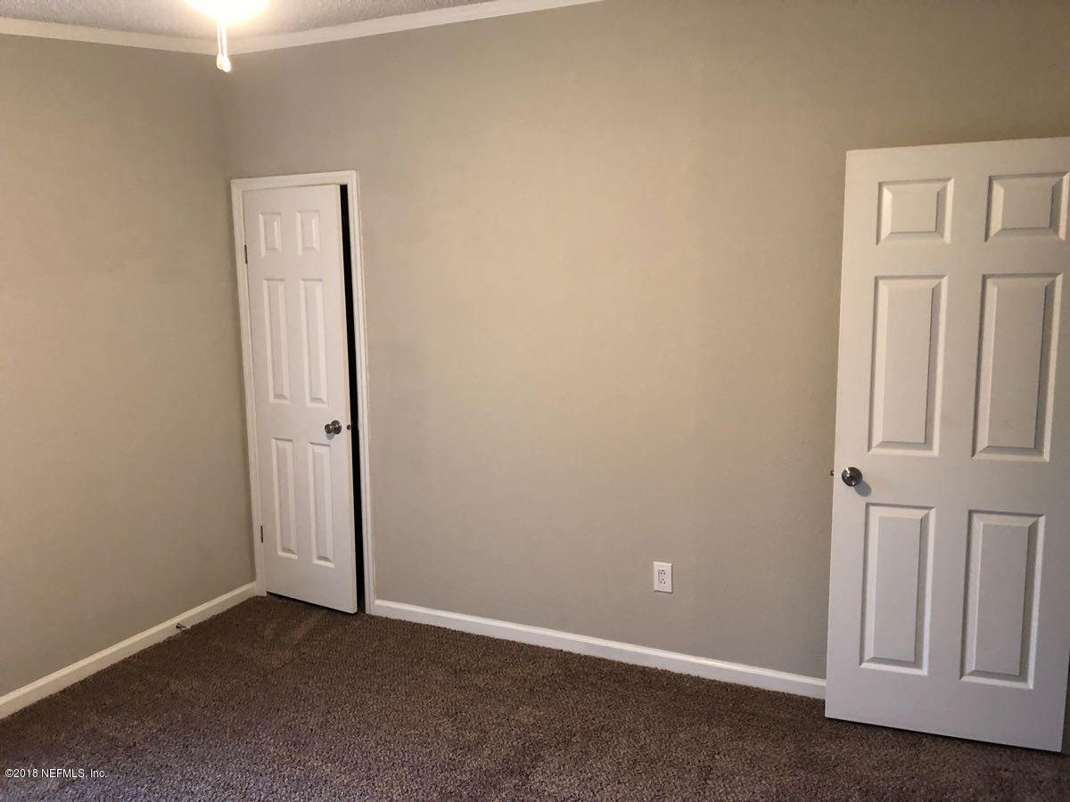 54254 Heller Road Callahan, FL 32011 - Photo 10 of 25 an empty room with windows