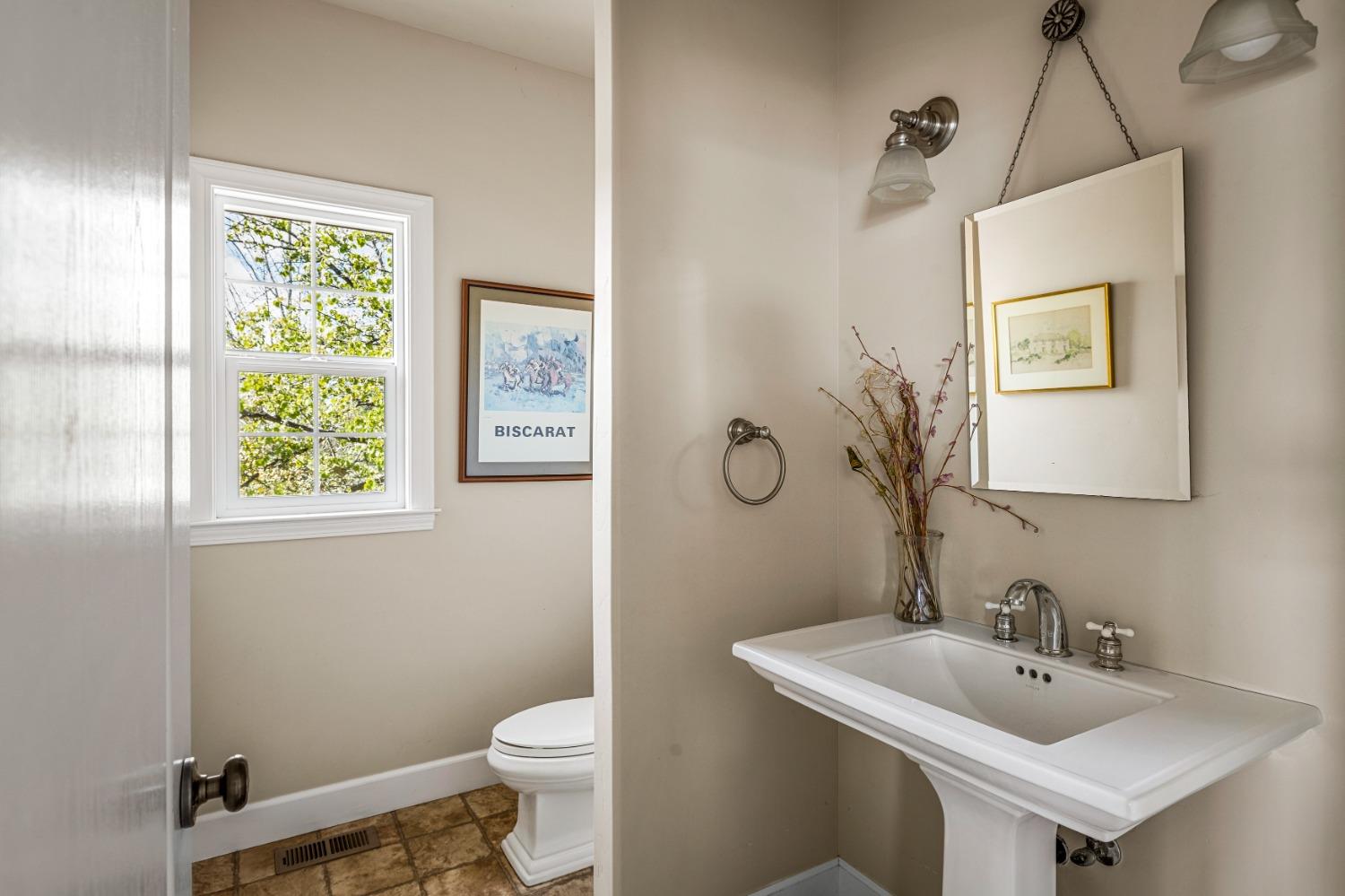 16305 Duggans Road Grass Valley, CA 95949 - Photo 26 of 41