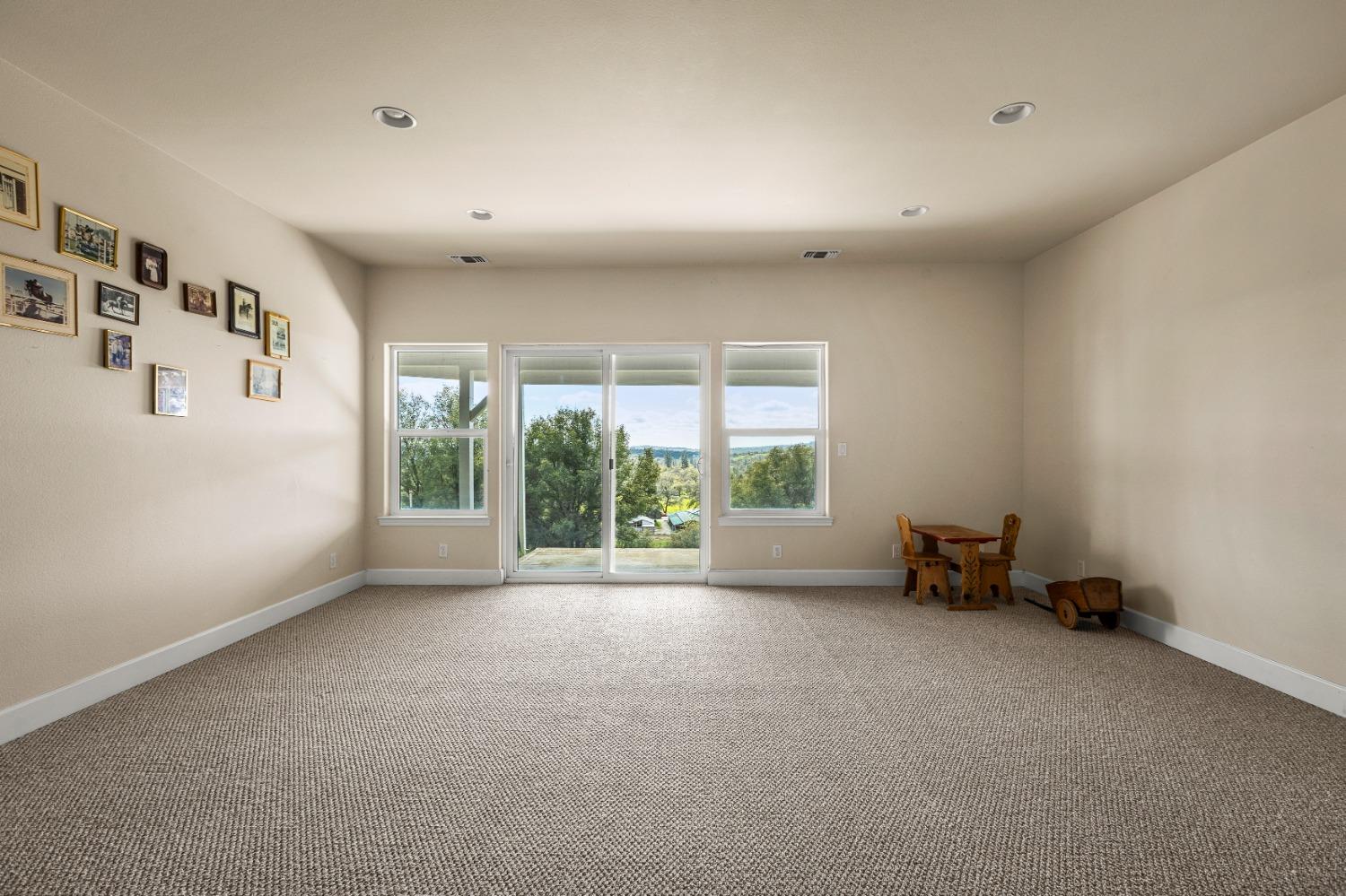 16305 Duggans Road Grass Valley, CA 95949 - Photo 28 of 41