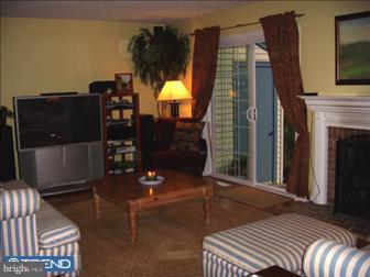78 Farnwood Road Mount Laurel, NJ 08054 - Photo 2 of 6 Gallery Image 2