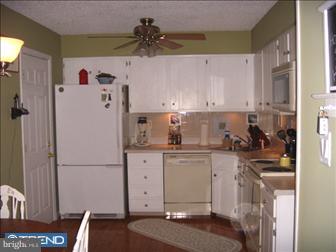 78 Farnwood Road Mount Laurel, NJ 08054 - Photo 3 of 6 Gallery Image 3