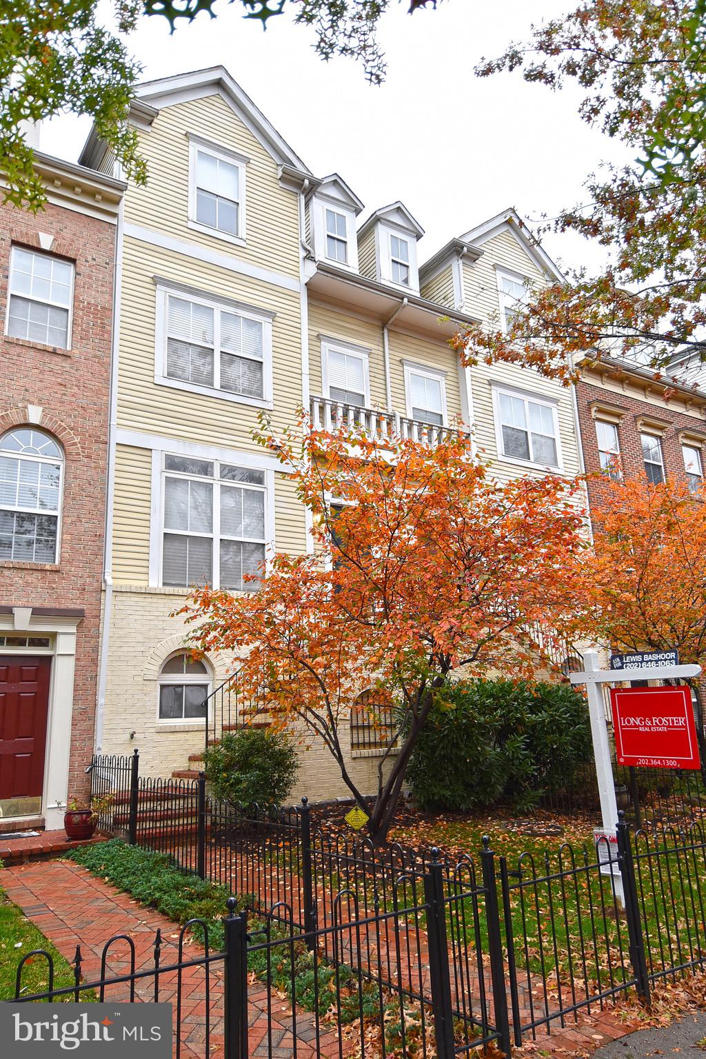 809 G Street Southwest Washington, DC 20024 - Photo 2 of 57 Exterior