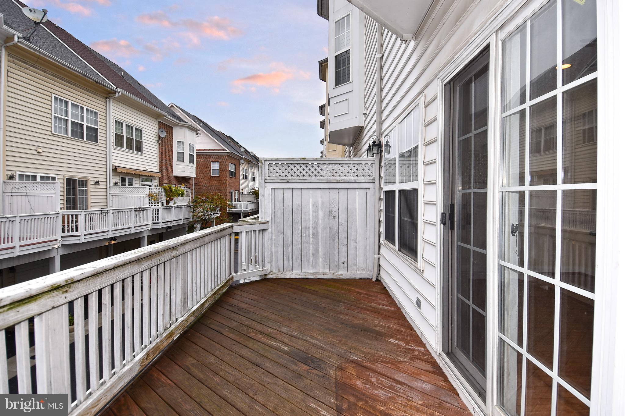 809 G Street Southwest Washington, DC 20024 - Photo 15 of 57 Deck