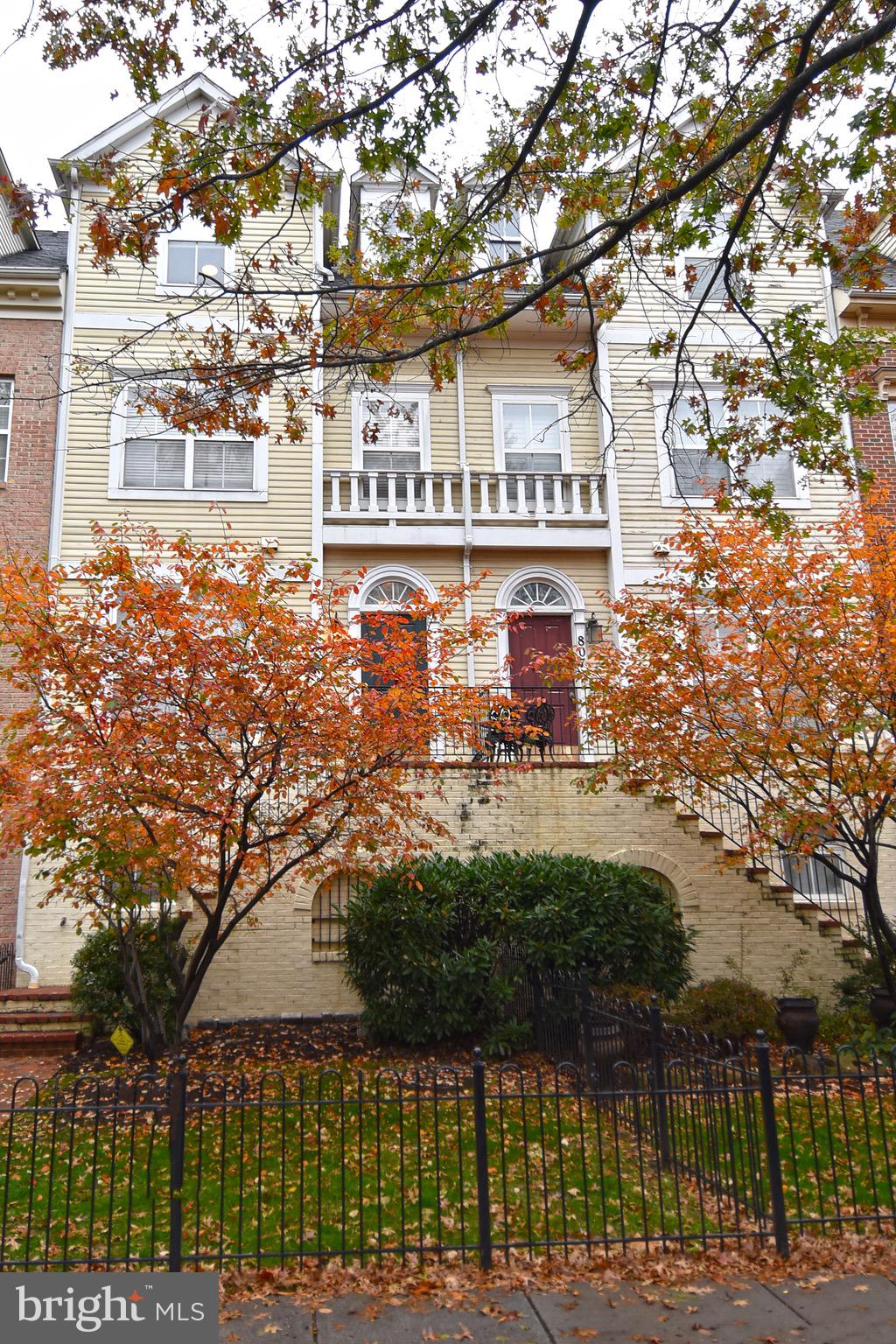 809 G Street Southwest Washington, DC 20024 - Photo 3 of 57 Exterior